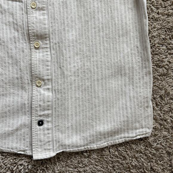 $125 Taylor Stitch Hawthorne SS Button Up Shirt Natural Stripe Men’s Size 42 / L - Picture 5 of 9